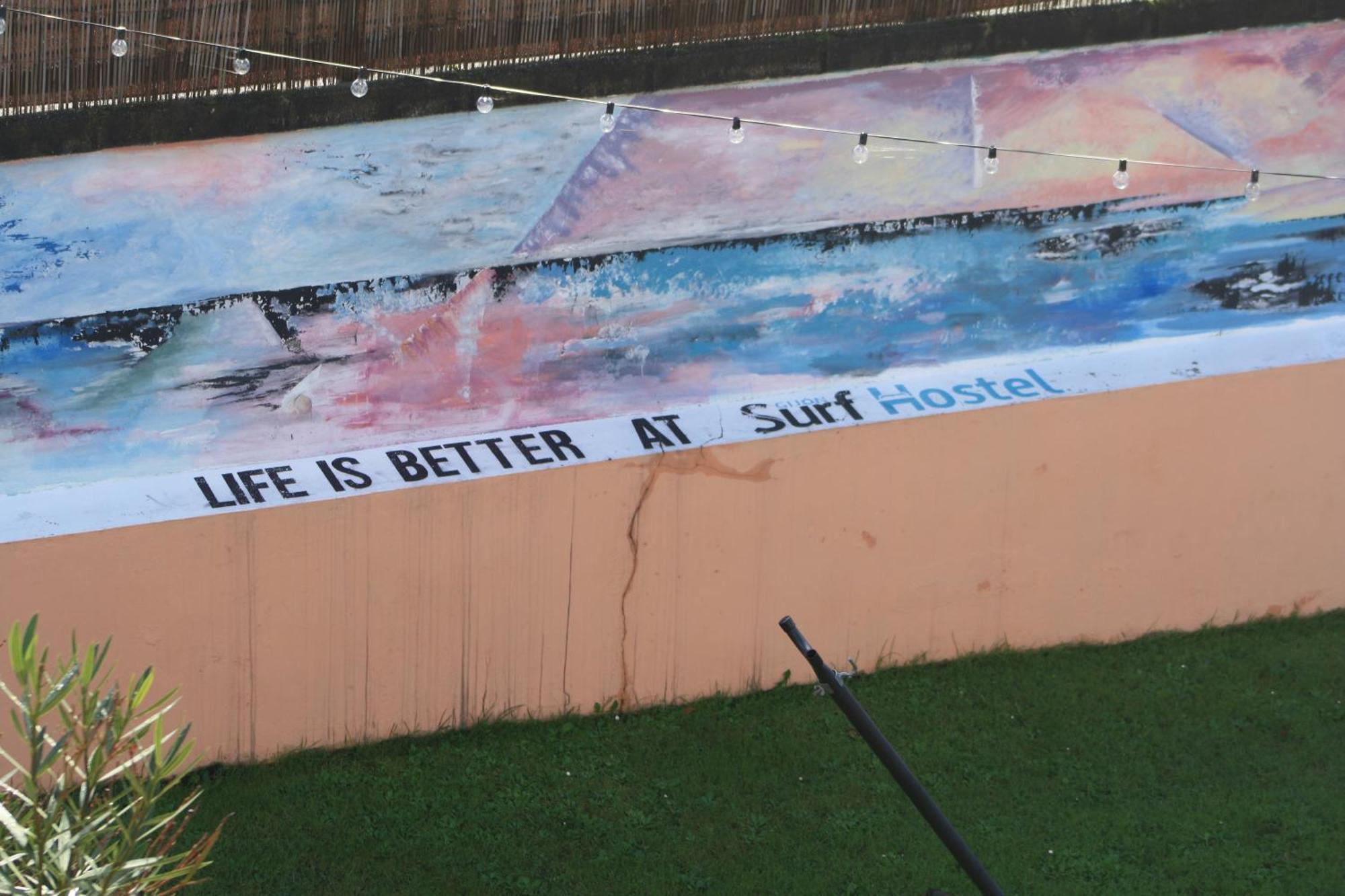 Gijon Surf Hostel Exterior photo
